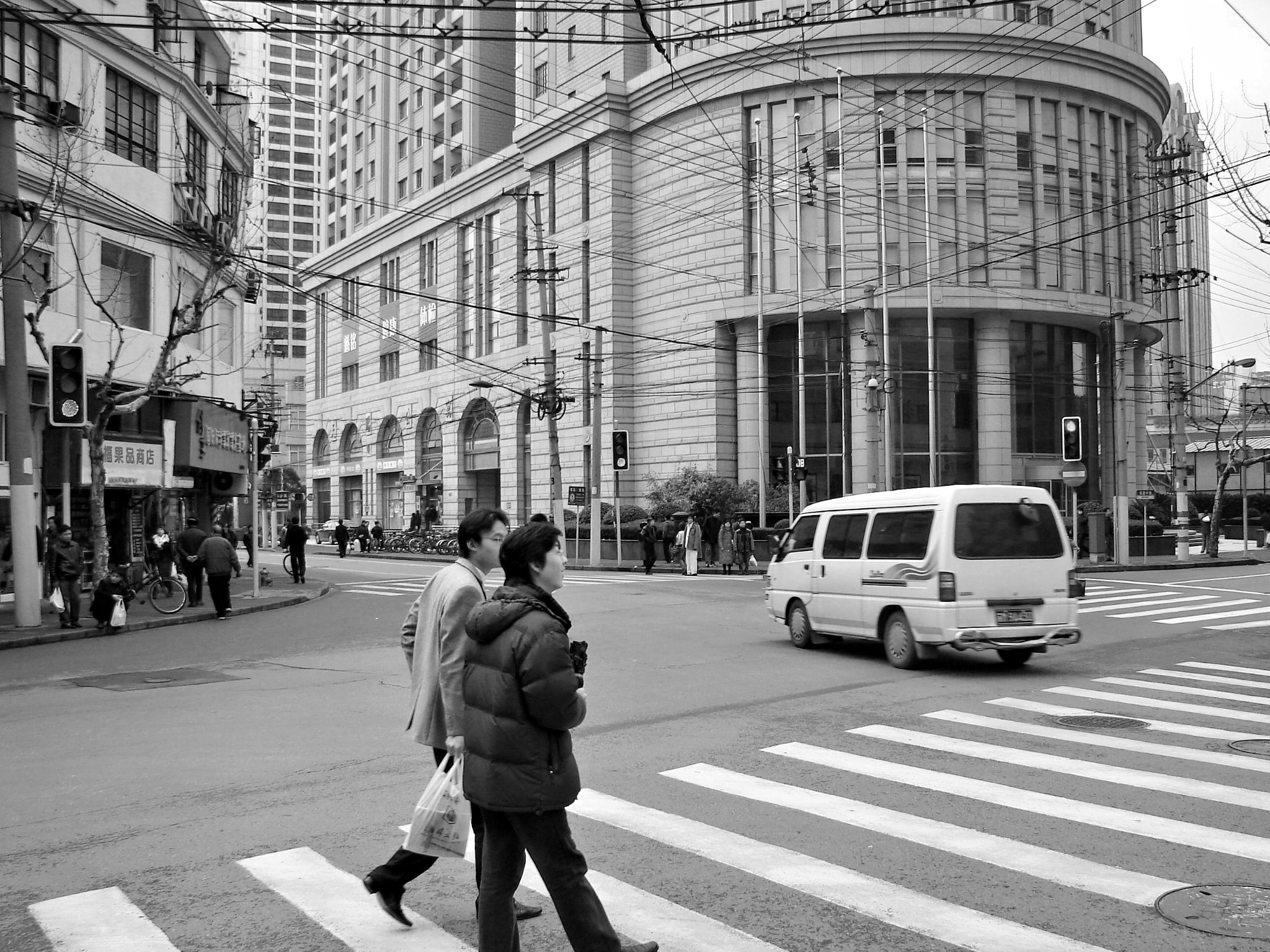Februar 2006: irgendwo in der Hubei Road im Huangpu District von Schanghai